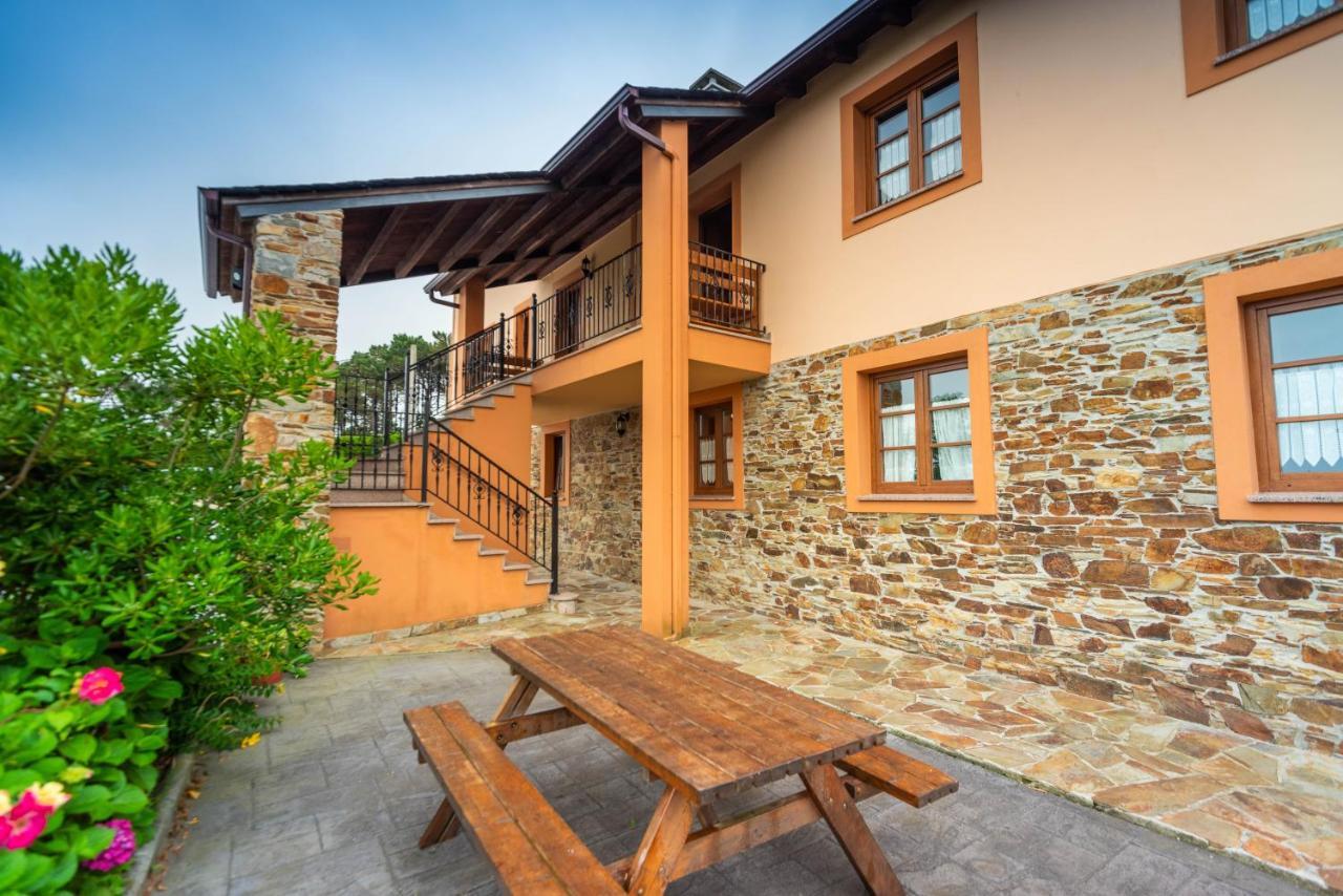 Apartamentos Navalin Tapia De Casariego Zewnętrze zdjęcie